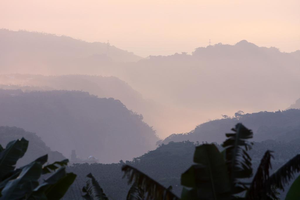 Yu Tao Yuan Bed And Breakfast 루구 외부 사진